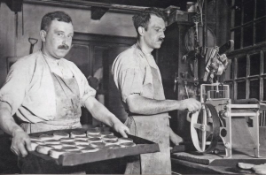 F5805 Bakkers Johan (l) en Willem Scholten ca. 1920-1930